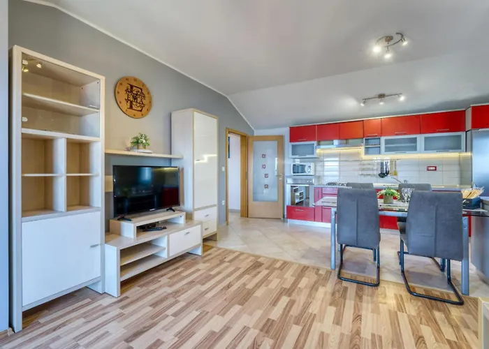 Ema 2 Apartman Tulisevica