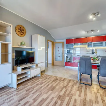 Ema 2 Apartament Tulisevica