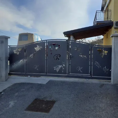 Ema 2 Apartament Tulisevica